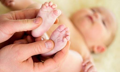 Guia prático de reflexologia: como fazer massagem